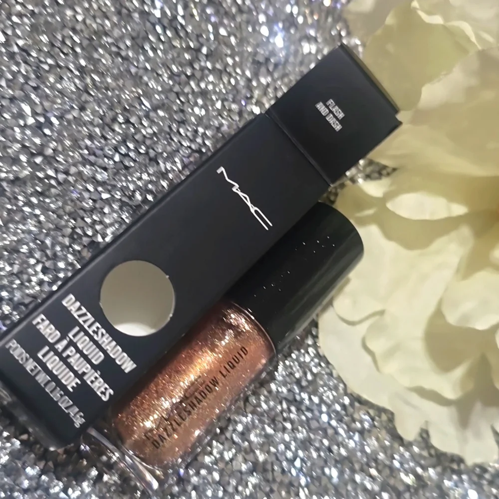 🧚‍♀️FLASH AND DASH MAC Cosmetics DISCONTINUED Dazzleshadow NWT